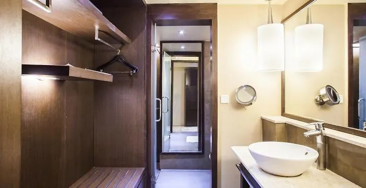 Hotel The Quorum Mysore