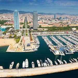 Botel Swan Barcelona